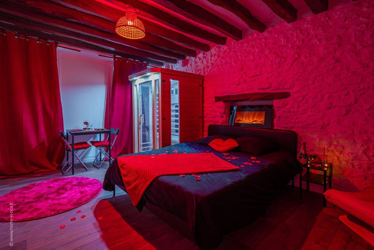 Love Room - Sauna - Secret Suite Au Calme เอตอมป์ส ภายนอก รูปภาพ